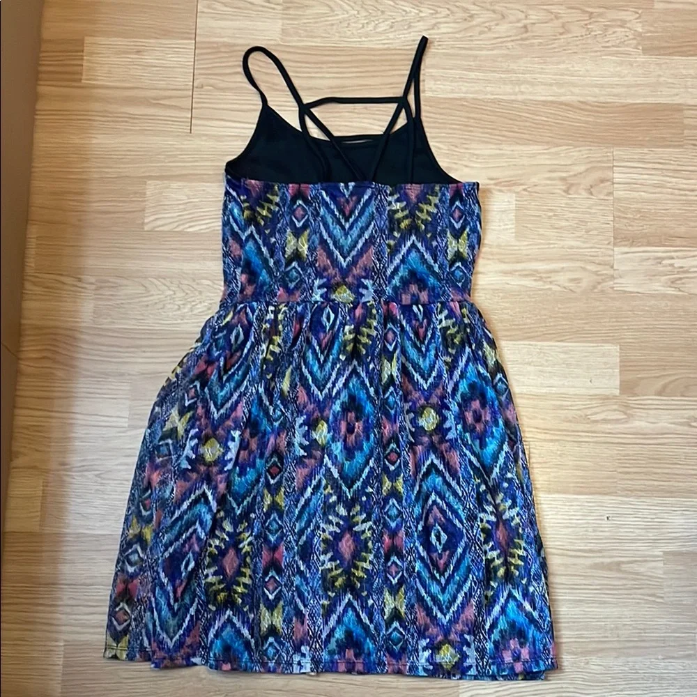 Colorful Geometric Pattern Dress - Picture 5 of 8